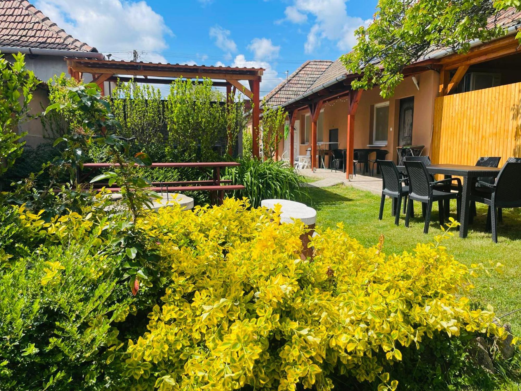 Buekk-Voelgye Vendeghaz Hotel Bogács Exterior foto